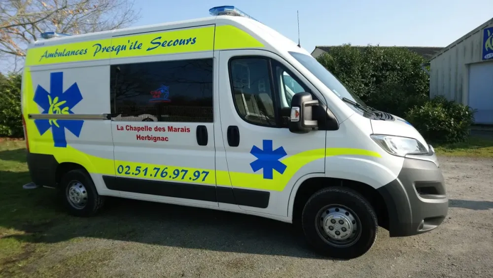 Transport de malades allongés près de Guérande